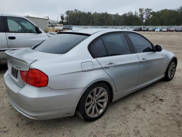 Photo 2 VIN: WBAPH7C53BE131319 - BMW 3 SERIES 