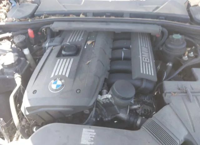 Photo 9 VIN: WBAPH7C53BE676162 - BMW 3ER 