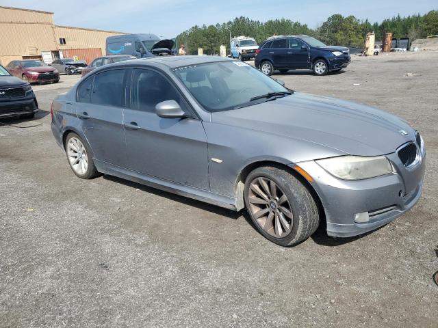 Photo 3 VIN: WBAPH7C53BE680339 - BMW 3 SERIES 