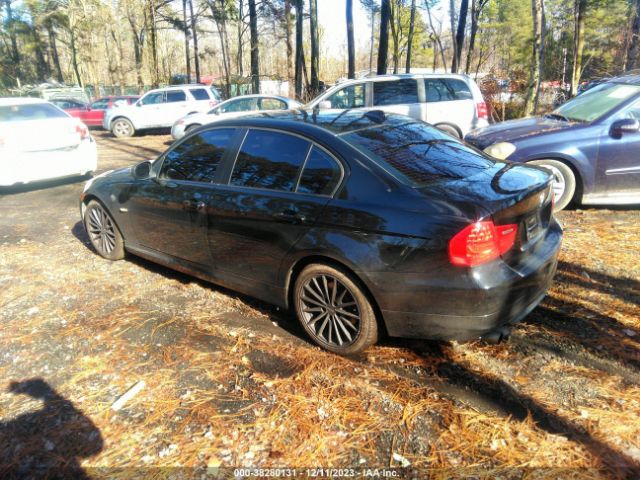 Photo 2 VIN: WBAPH7C53BE680759 - BMW 3 SERIES 