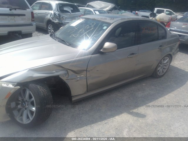 Photo 5 VIN: WBAPH7C54AA800400 - BMW 3 SERIES 