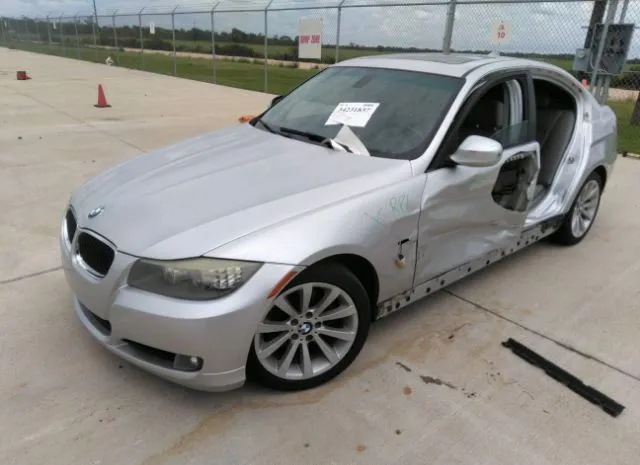 Photo 1 VIN: WBAPH7C54BE130938 - BMW 3 SERIES 