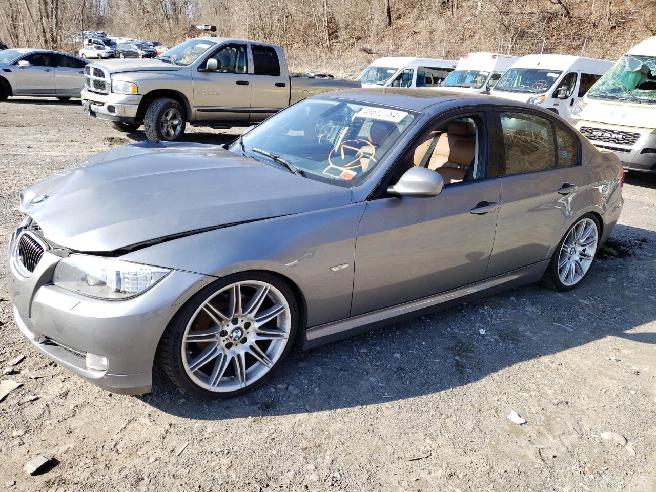 Photo 0 VIN: WBAPH7C54BE723747 - BMW 3ER 