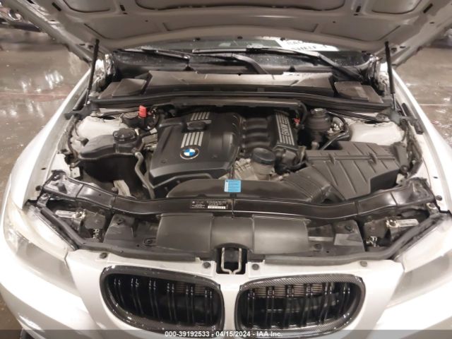 Photo 9 VIN: WBAPH7C55BE461768 - BMW 328I 