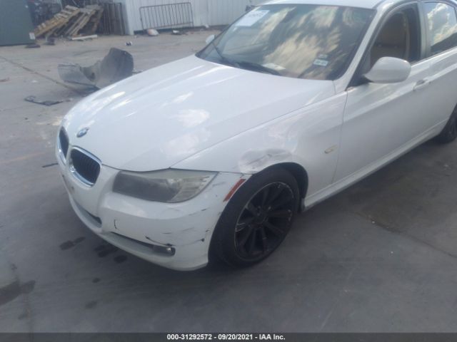 Photo 5 VIN: WBAPH7C55BE675787 - BMW 3 