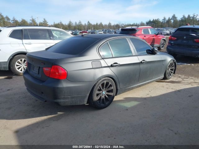 Photo 3 VIN: WBAPH7C55BE678205 - BMW 328I 