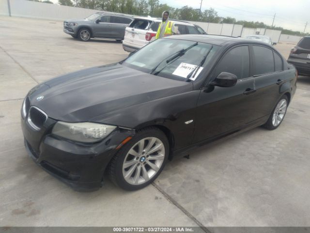 Photo 1 VIN: WBAPH7C55BE681346 - BMW 328 