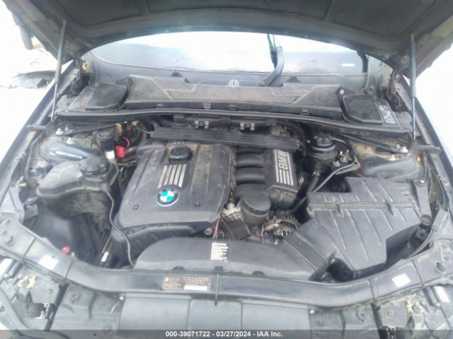 Photo 9 VIN: WBAPH7C55BE681346 - BMW 328 