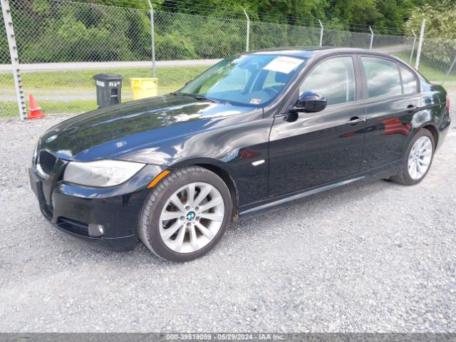 Photo 1 VIN: WBAPH7C55BE681816 - BMW 328I 