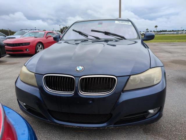 Photo 4 VIN: WBAPH7C55BE683565 - BMW 328 I 