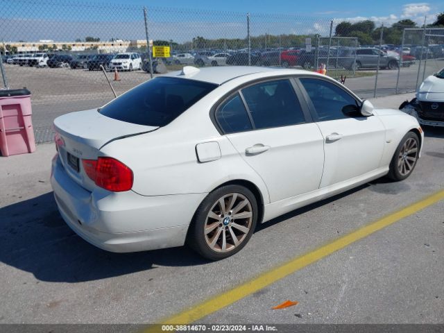 Photo 3 VIN: WBAPH7C56BA800965 - BMW 328I 