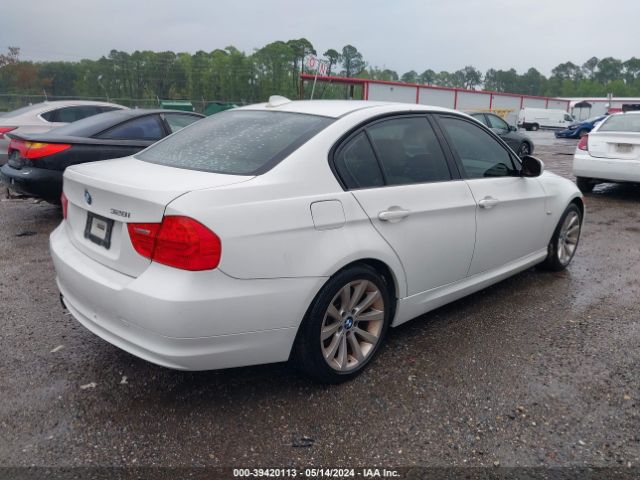 Photo 3 VIN: WBAPH7C56BE675703 - BMW 328I 