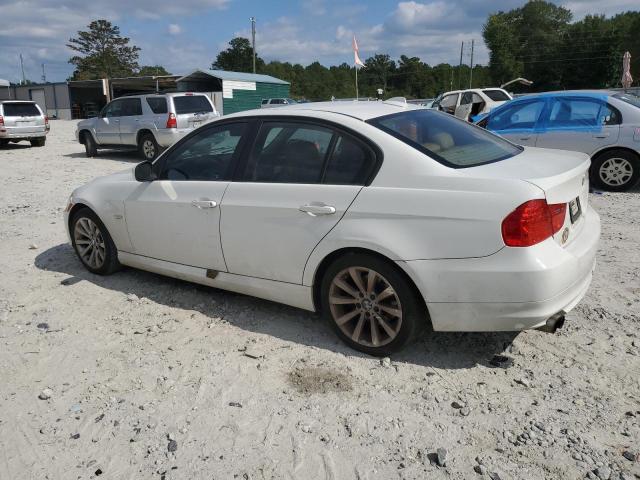 Photo 1 VIN: WBAPH7C56BE680755 - BMW 328 I 