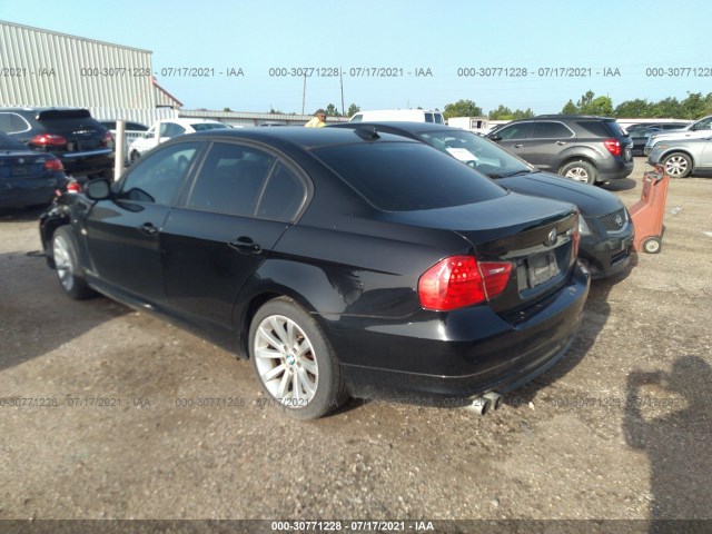 Photo 2 VIN: WBAPH7C56BE851357 - BMW 3 