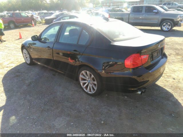 Photo 2 VIN: WBAPH7C57BE674818 - BMW 3 SERIES 