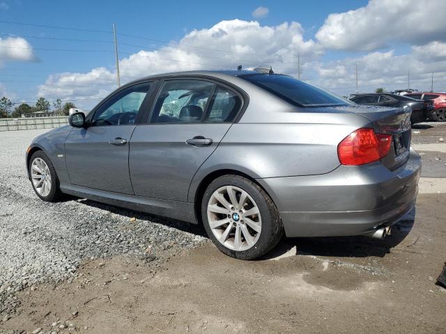 Photo 1 VIN: WBAPH7C58BE130585 - BMW 328 I 