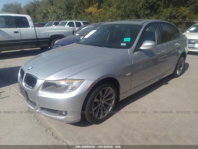 Photo 1 VIN: WBAPH7C58BE677551 - BMW 3 