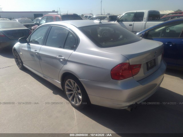 Photo 2 VIN: WBAPH7C58BE677551 - BMW 3 