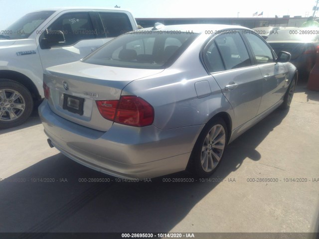 Photo 3 VIN: WBAPH7C58BE677551 - BMW 3 