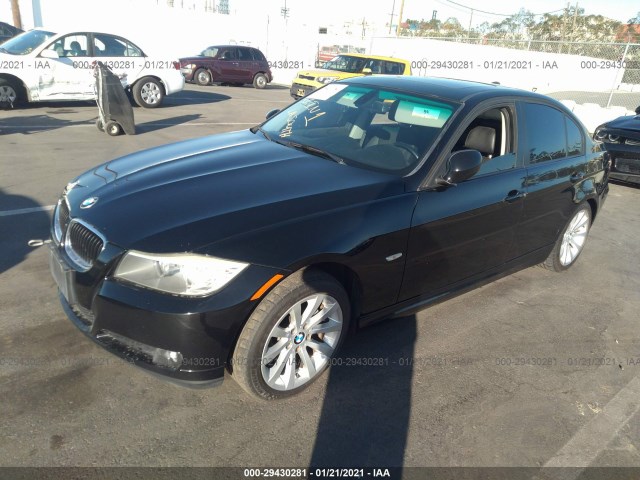 Photo 1 VIN: WBAPH7C58BE681860 - BMW 3 