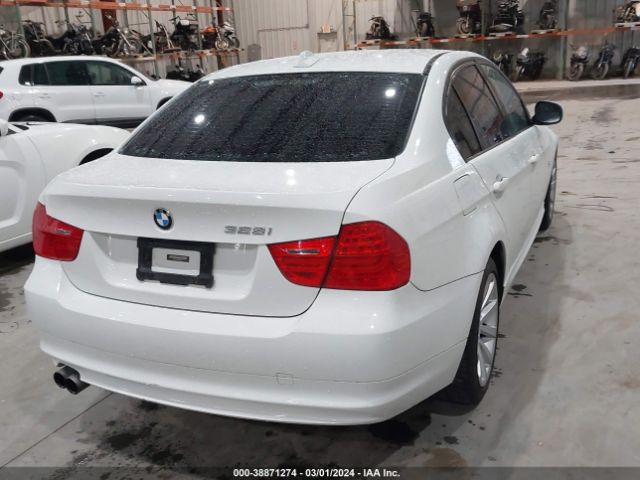 Photo 5 VIN: WBAPH7C58BE851196 - BMW 328I 