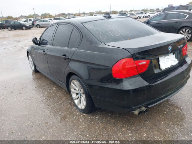 Photo 2 VIN: WBAPH7C59AA175931 - BMW 328I 