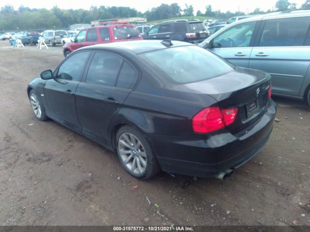 Photo 2 VIN: WBAPH7C59BE674495 - BMW 3 