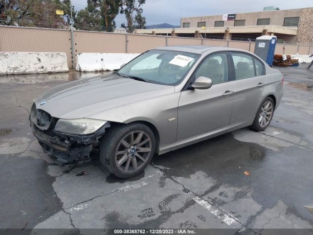 Photo 1 VIN: WBAPH7C59BE682872 - BMW 328I 