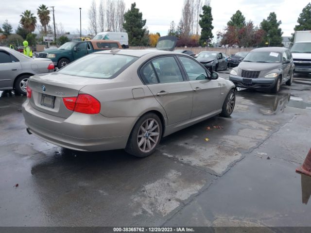 Photo 3 VIN: WBAPH7C59BE682872 - BMW 328I 