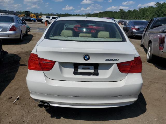 Photo 5 VIN: WBAPH7C59BE851269 - BMW 3 SERIES 