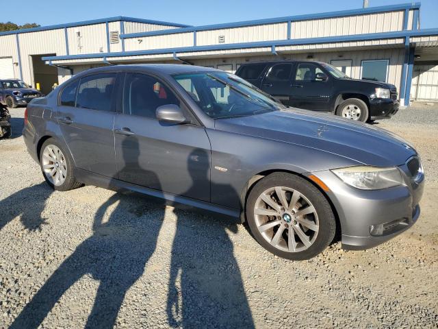 Photo 3 VIN: WBAPH7C5XAA175730 - BMW 328 I 