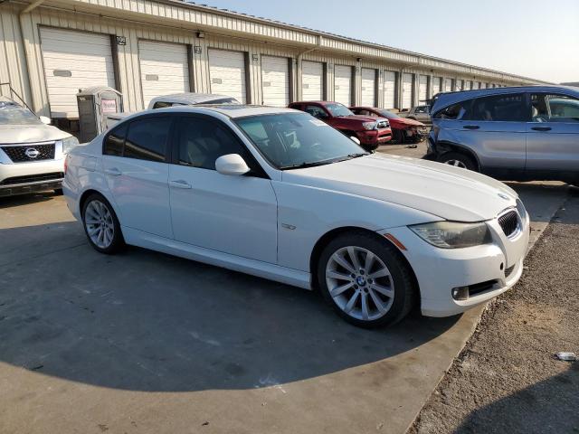 Photo 3 VIN: WBAPH7C5XBE131477 - BMW 3 SERIES 