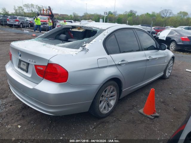 Photo 3 VIN: WBAPH7C5XBE460857 - BMW 328I 