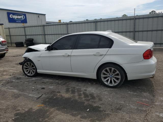 Photo 1 VIN: WBAPH7C5XBE673825 - BMW 328 I 