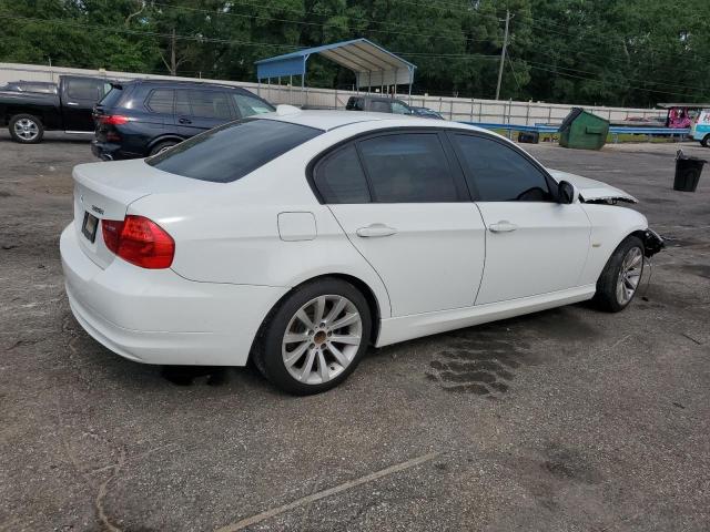 Photo 2 VIN: WBAPH7C5XBE673825 - BMW 328 I 