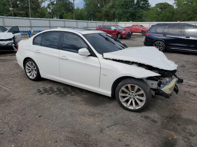 Photo 3 VIN: WBAPH7C5XBE673825 - BMW 328 I 