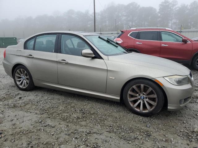 Photo 3 VIN: WBAPH7C5XBE674201 - BMW 3 SERIES 