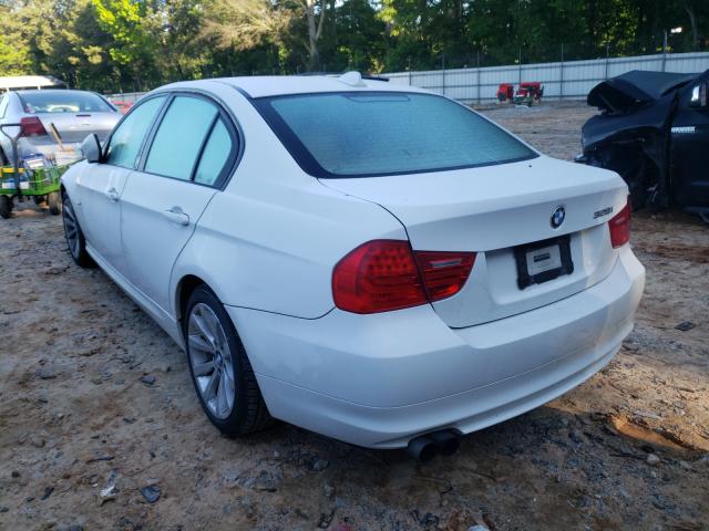 Photo 2 VIN: WBAPH7C5XBE676630 - BMW 3 SERIES 