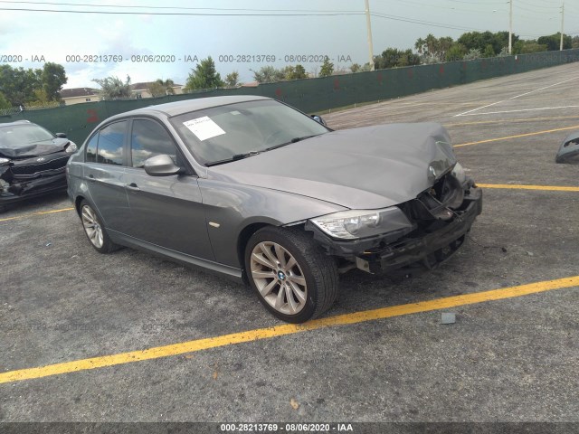 Photo 0 VIN: WBAPH7C5XBE680614 - BMW 3 