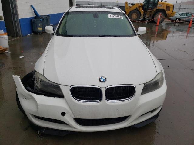 Photo 4 VIN: WBAPH7C5XBE852026 - BMW 3 SERIES 