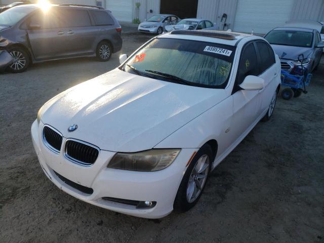 Photo 1 VIN: WBAPH7G50ANM48998 - BMW 328 I 