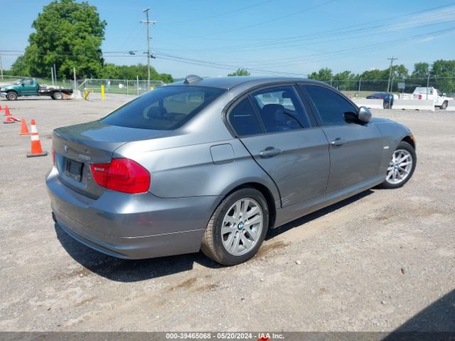 Photo 3 VIN: WBAPH7G50ANM53120 - BMW 328I 