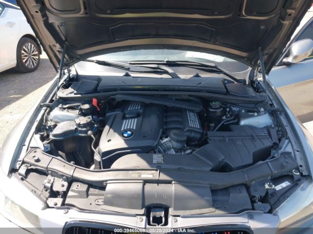 Photo 9 VIN: WBAPH7G50ANM53120 - BMW 328I 