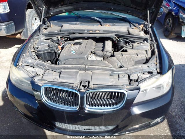 Photo 9 VIN: WBAPH7G50BNN03595 - BMW 328I 