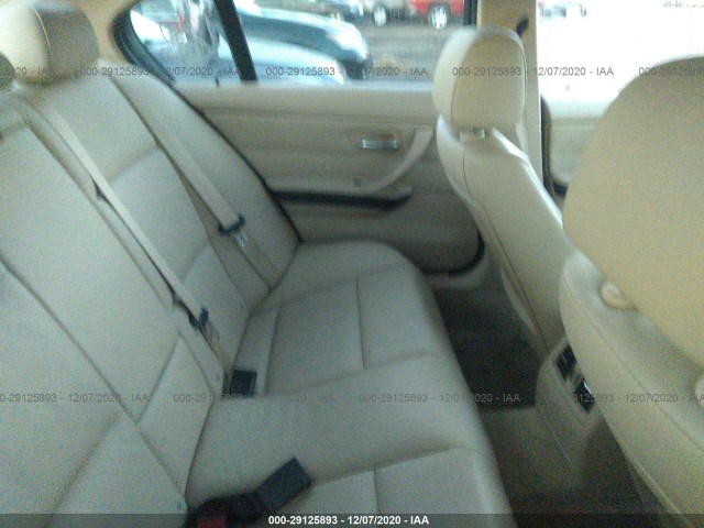 Photo 7 VIN: WBAPH7G50BNN03645 - BMW 3 