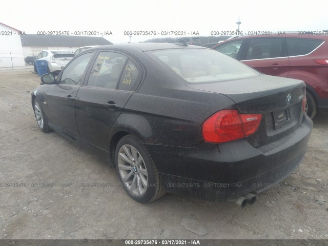 Photo 2 VIN: WBAPH7G50BNN03855 - BMW 3 