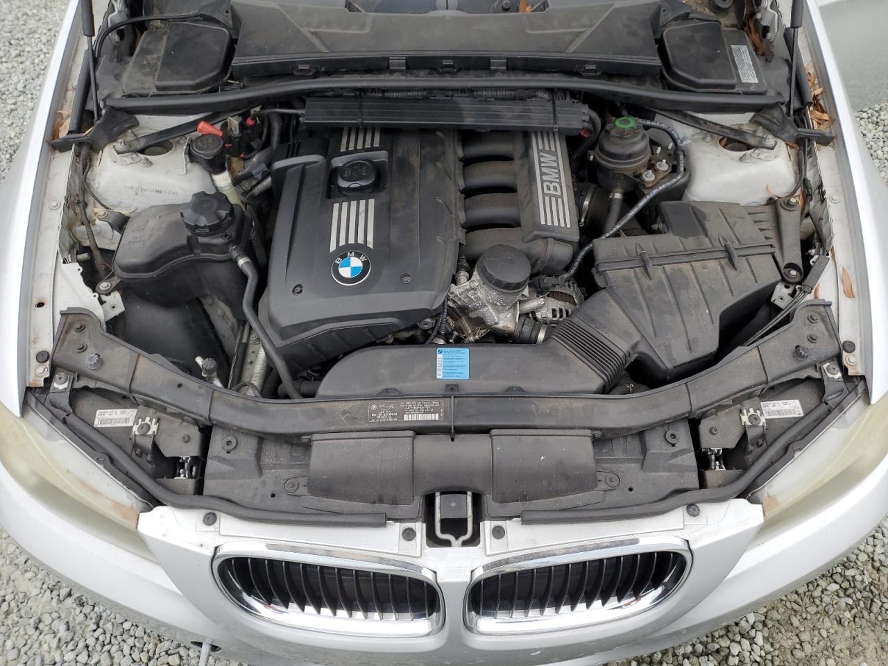 Photo 10 VIN: WBAPH7G50BNN05525 - BMW 3ER 