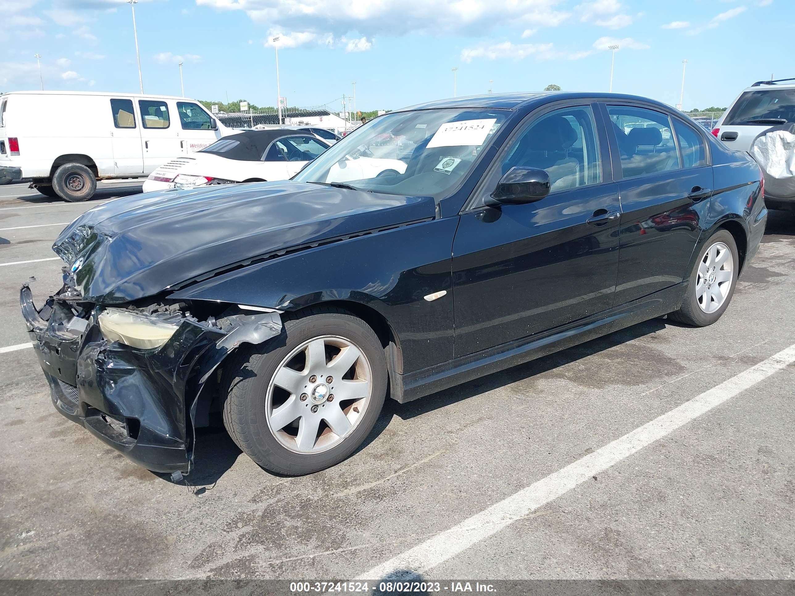 Photo 1 VIN: WBAPH7G51ANM49819 - BMW 3ER 