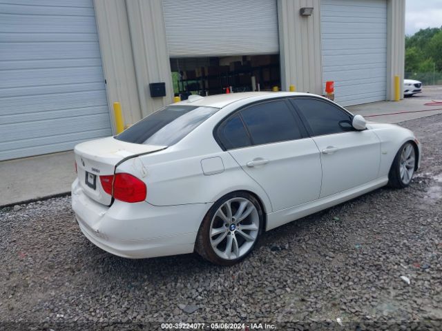 Photo 3 VIN: WBAPH7G51BNM55878 - BMW 328 