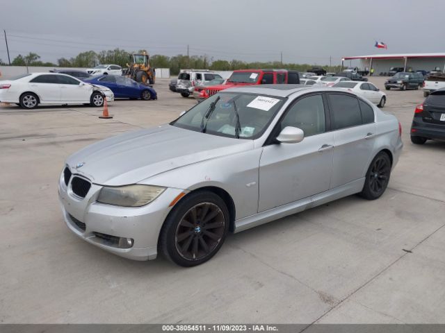 Photo 1 VIN: WBAPH7G51BNM56108 - BMW 3 SERIES 